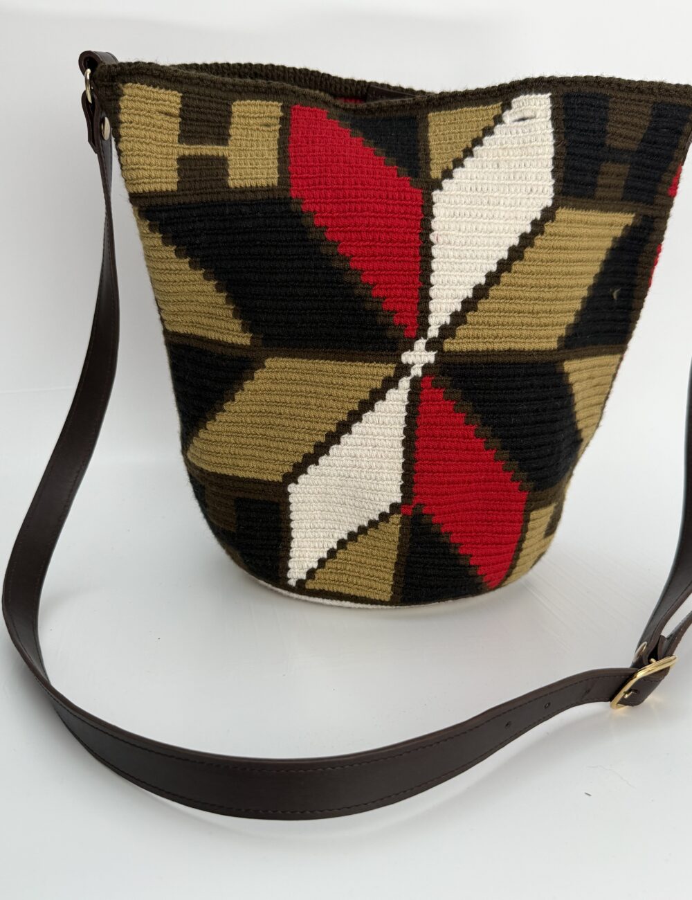 Bolso de Wayuu con Aza de Piel - Imagen 6
